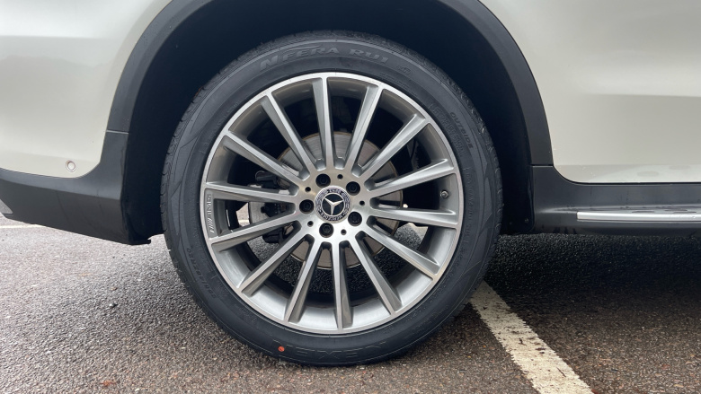 Mercedes-Benz GLC 300d 4Matic AMG Line Premium 5dr 9G-Tronic Diesel Estate